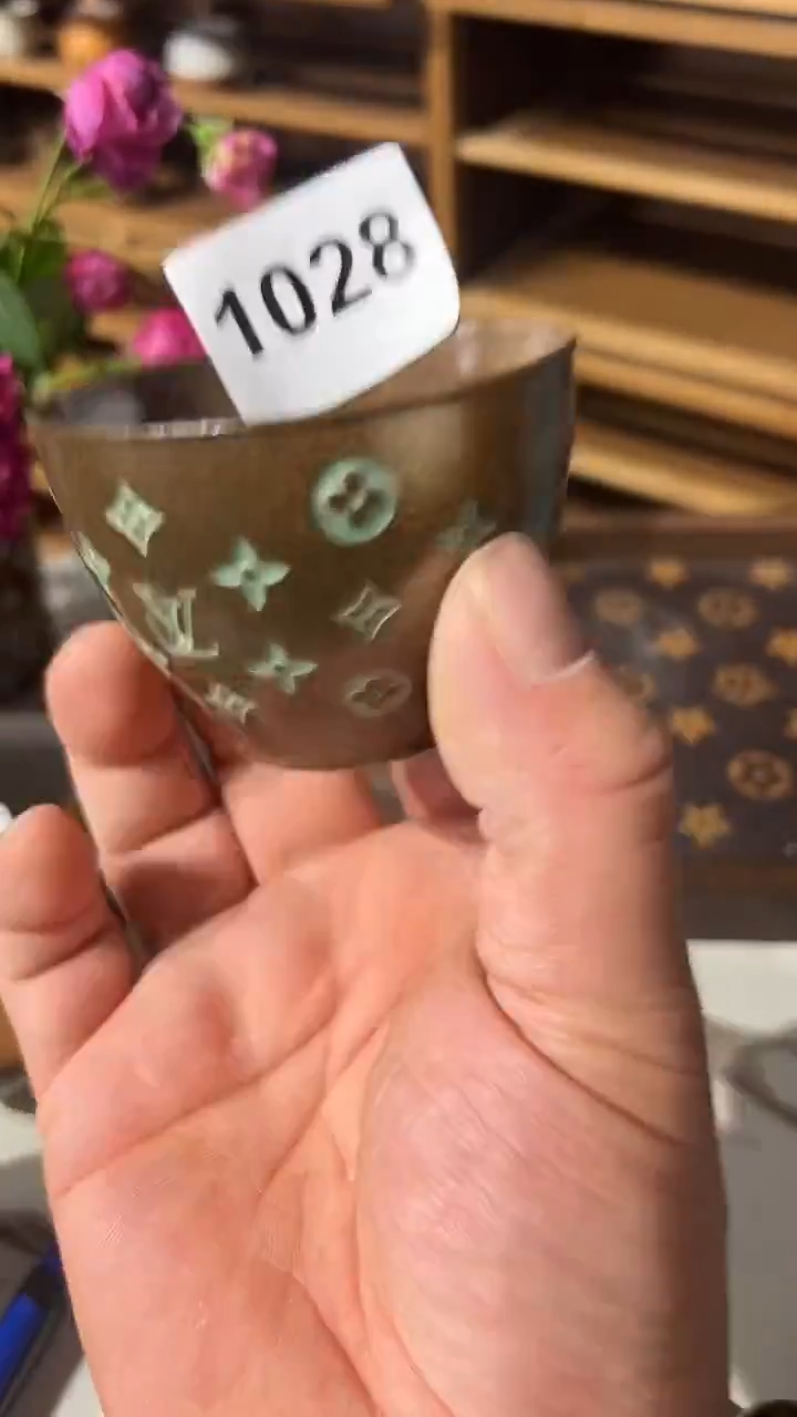 龙泉窑老花平底罗汉微瑕1028