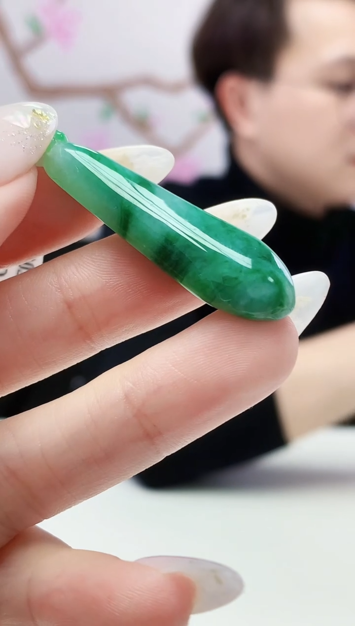 定制翡翠未镶嵌001ee-毛货福瓜63赠金扣