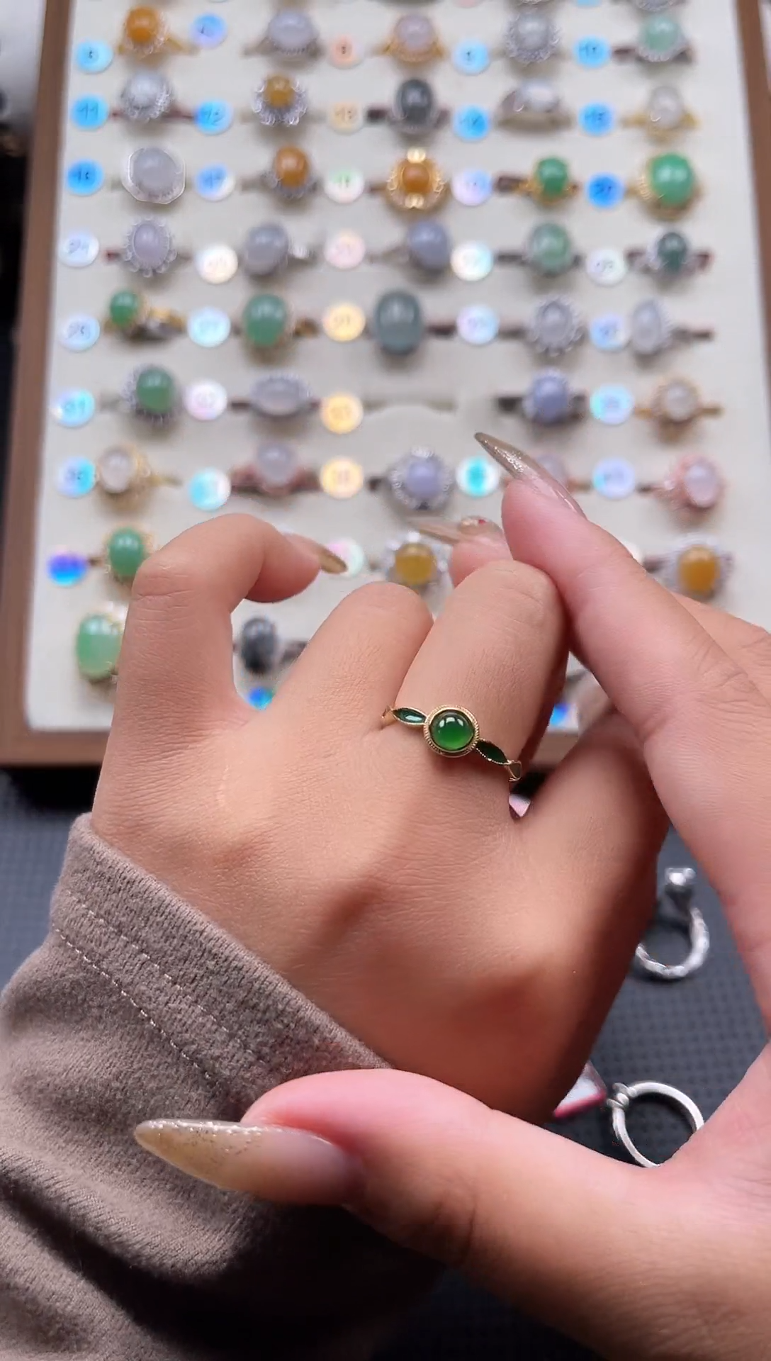 【闪购商品】翡翠戒指银S925镶嵌天然A货翡翠戒指