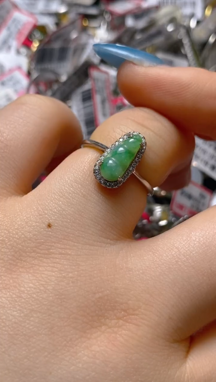 银S925镶嵌戒指翡翠百内无证书