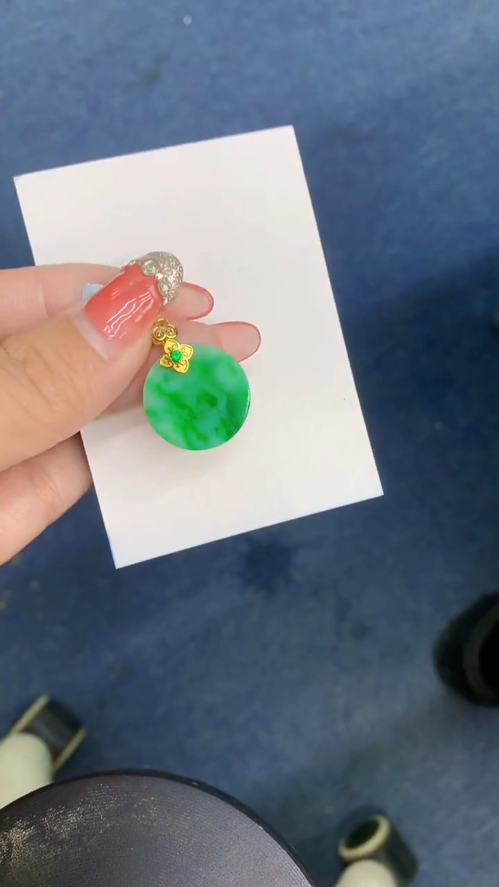 颈饰未镶嵌翡翠1