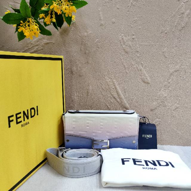 95新 FENDI/芬迪 唐唐专属/单肩包/QC14035693836
