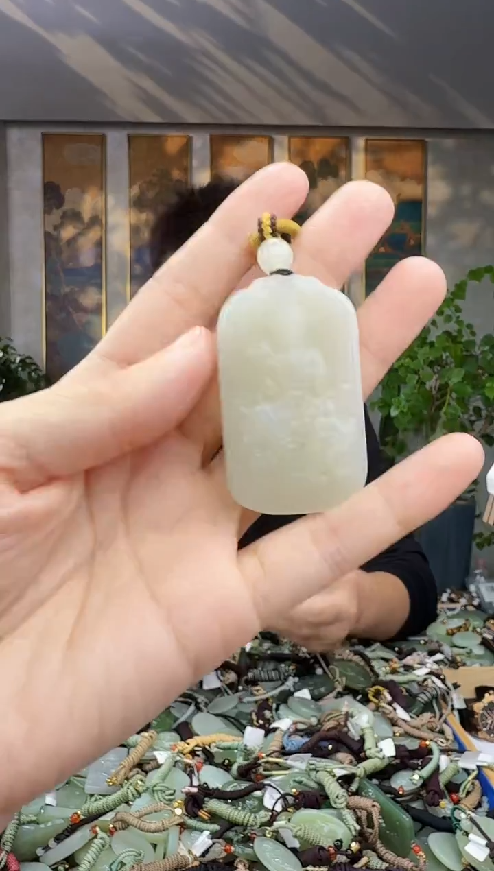 未镶嵌和田玉挂件拍一发一