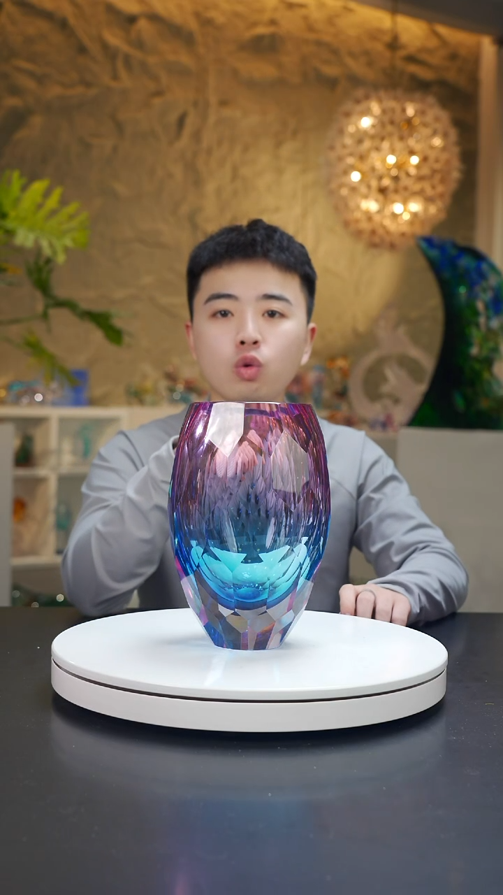 手工艺品琉璃金红蓝钻石切面花器
