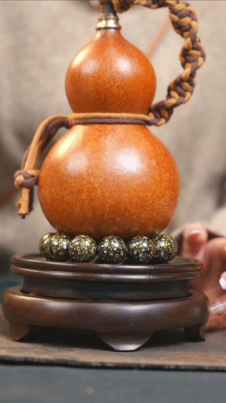 【闪购商品】YP235大漆酒葫芦不包手串及旋转底座