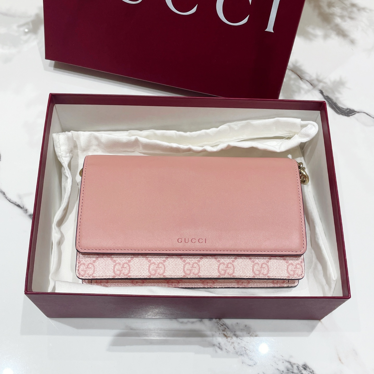 99新 GUCCI/古驰 97新樱花粉古驰手提包