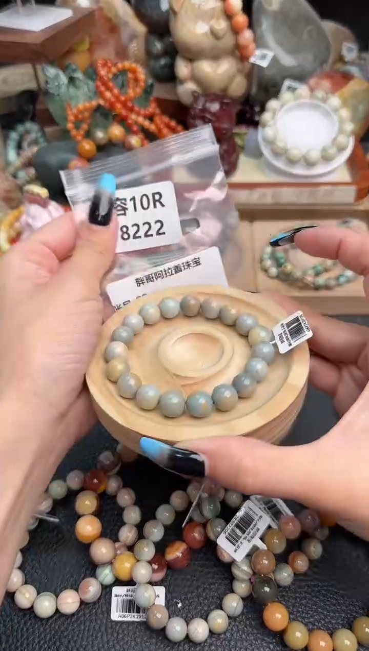 【闪购商品】石英质玉手链未镶嵌10R8222