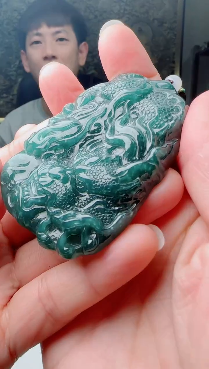 【闪购商品】翡翠颈饰未镶嵌1111111111