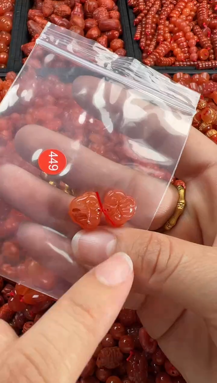 【闪购商品】南红玛瑙颈饰未镶嵌1