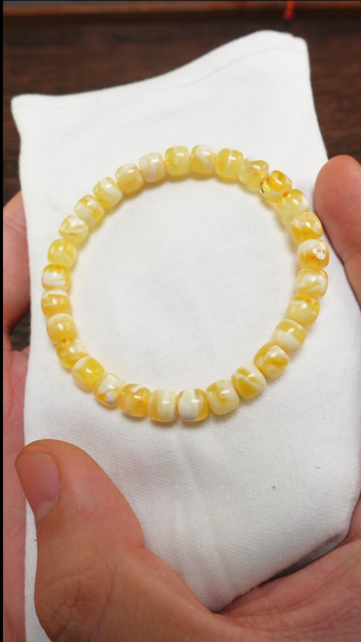 【闪购商品】蜜蜡手链未镶嵌2453/7mm黑金手串