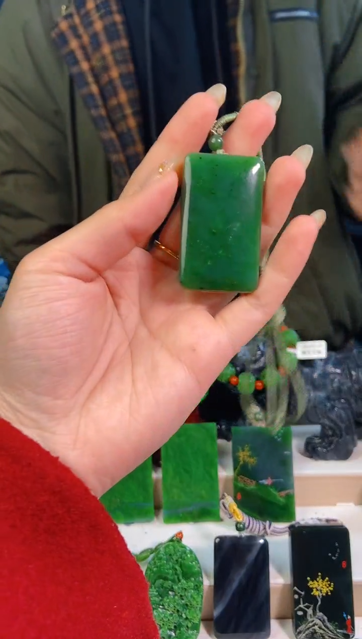 【闪购商品】和田玉未镶嵌挂件1