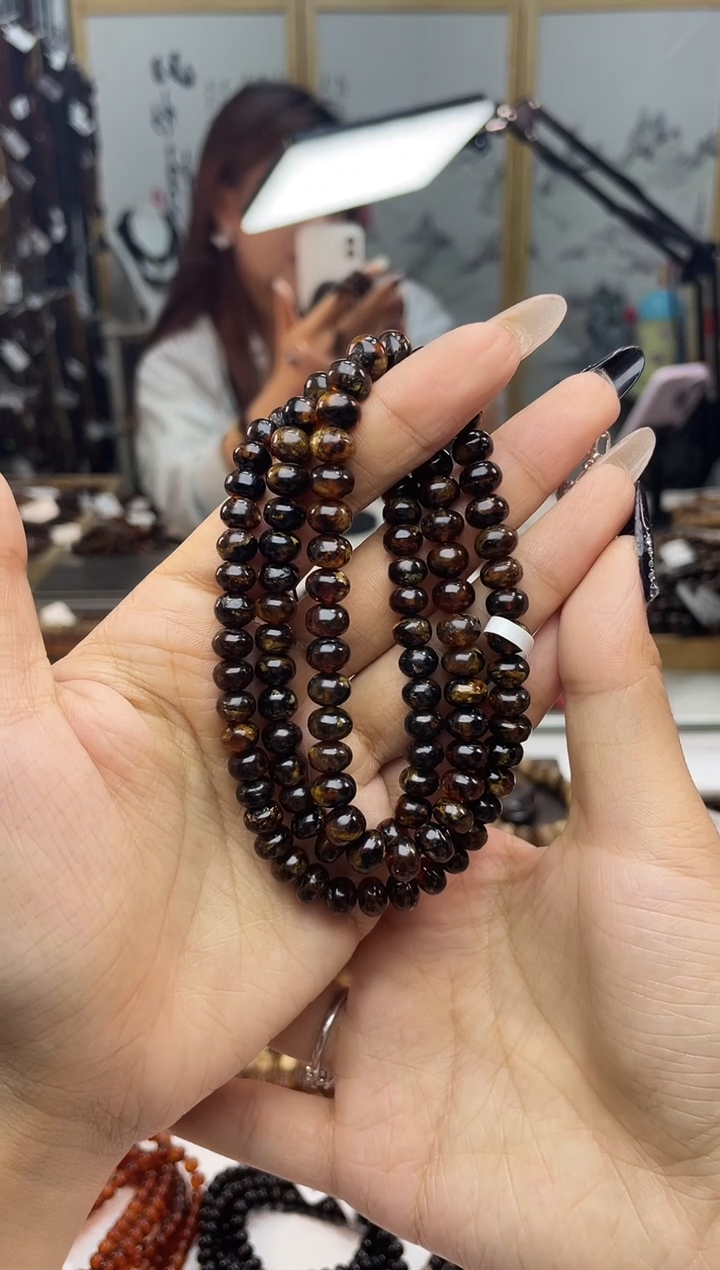 未镶嵌琥珀裸石7+火翳王108