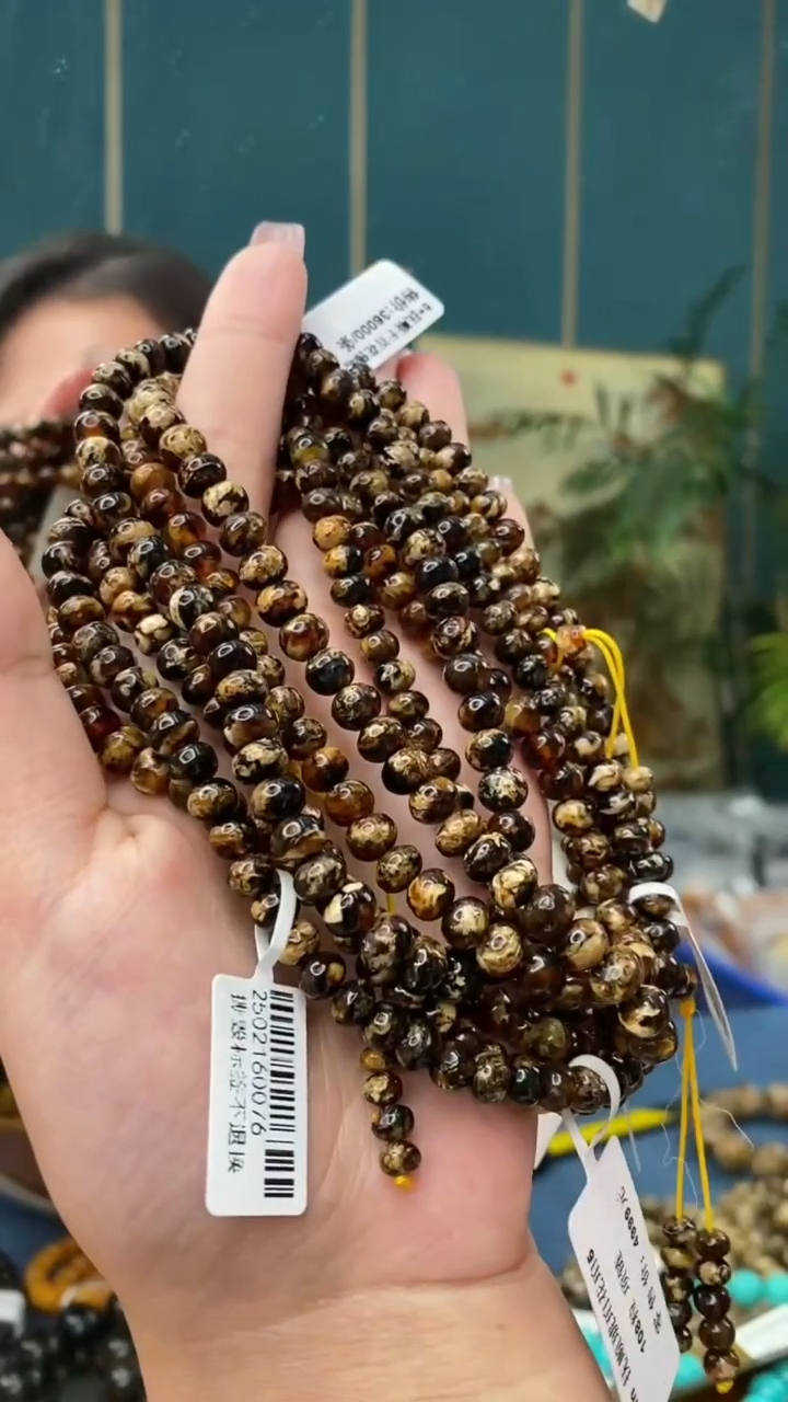 【闪购商品】琥珀裸石未镶嵌2/17-GM-#155多样性发其一