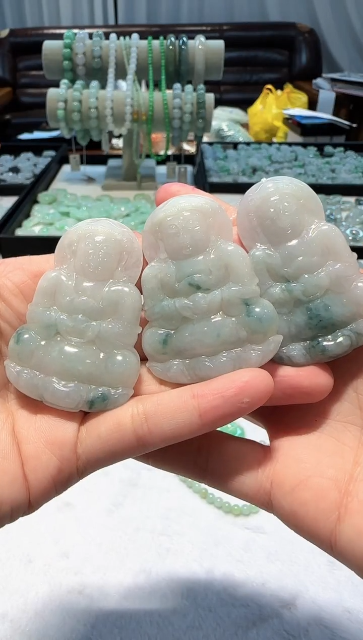 【闪购商品】翡翠颈饰未镶嵌观音多样性发其一