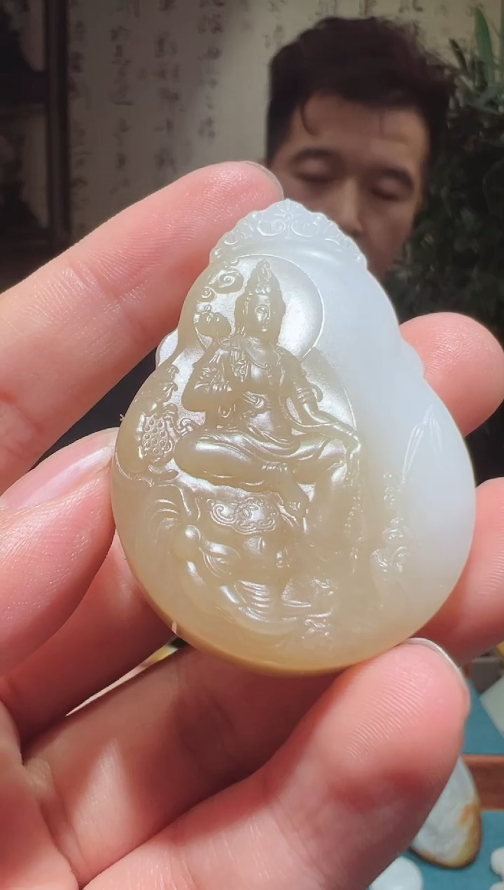 【闪购商品】和田玉吊坠(不含链)未镶嵌1