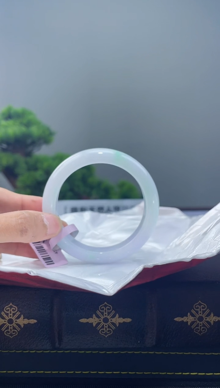 【闪购商品】翡翠手镯未镶嵌9手镯