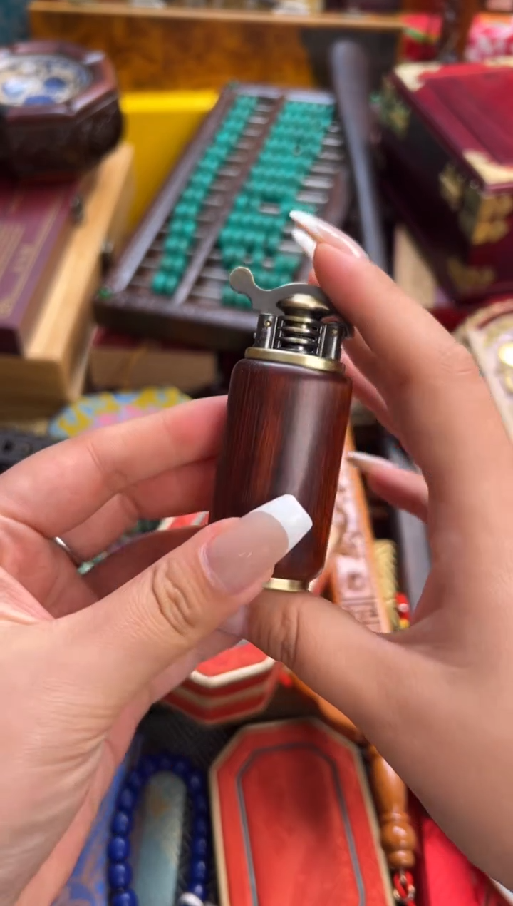 檀香紫檀（小叶紫檀）--------瓷---------火机