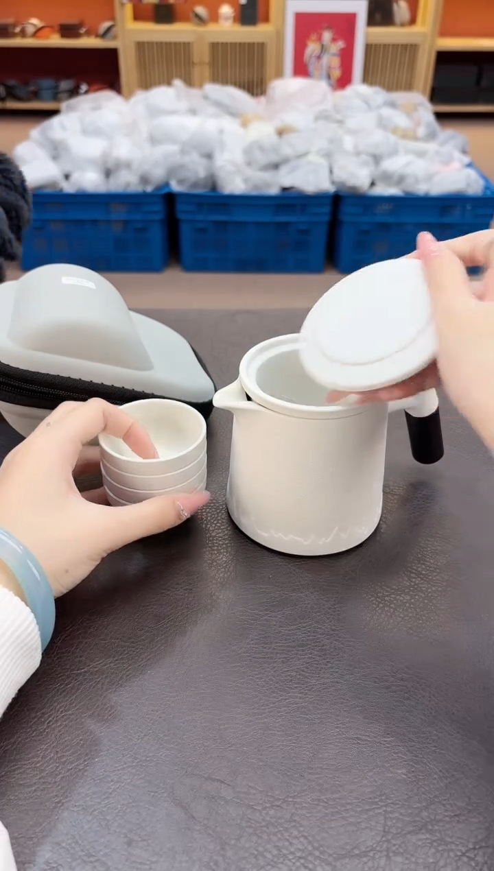 【闪购商品】摆件瓷SC1111111111111