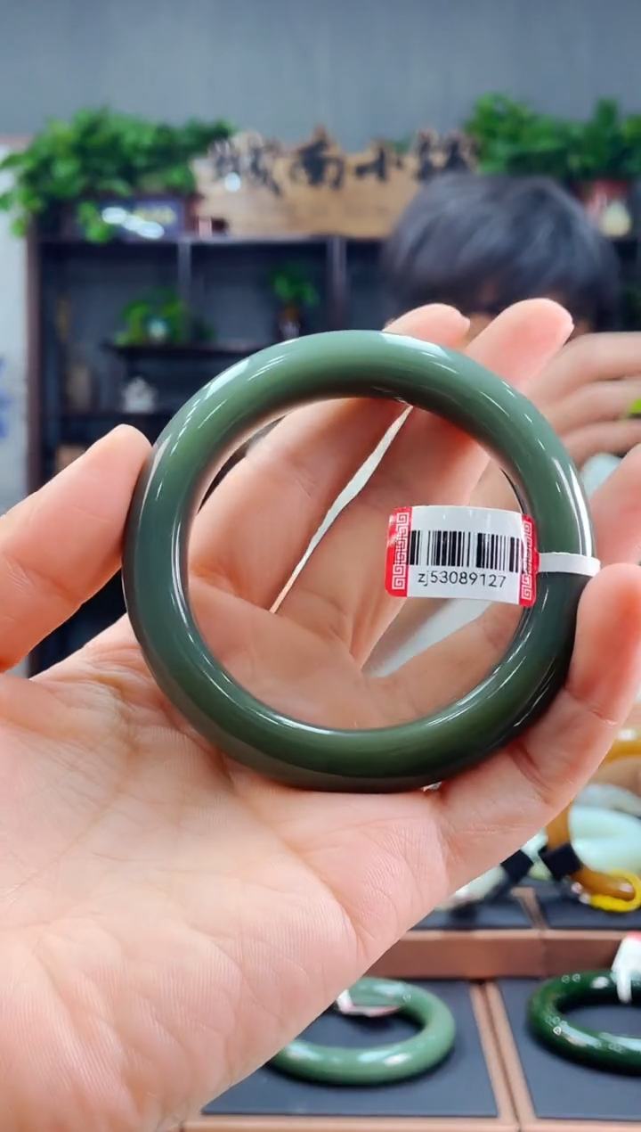 和田玉手镯未镶嵌57碧玉粉青53089127