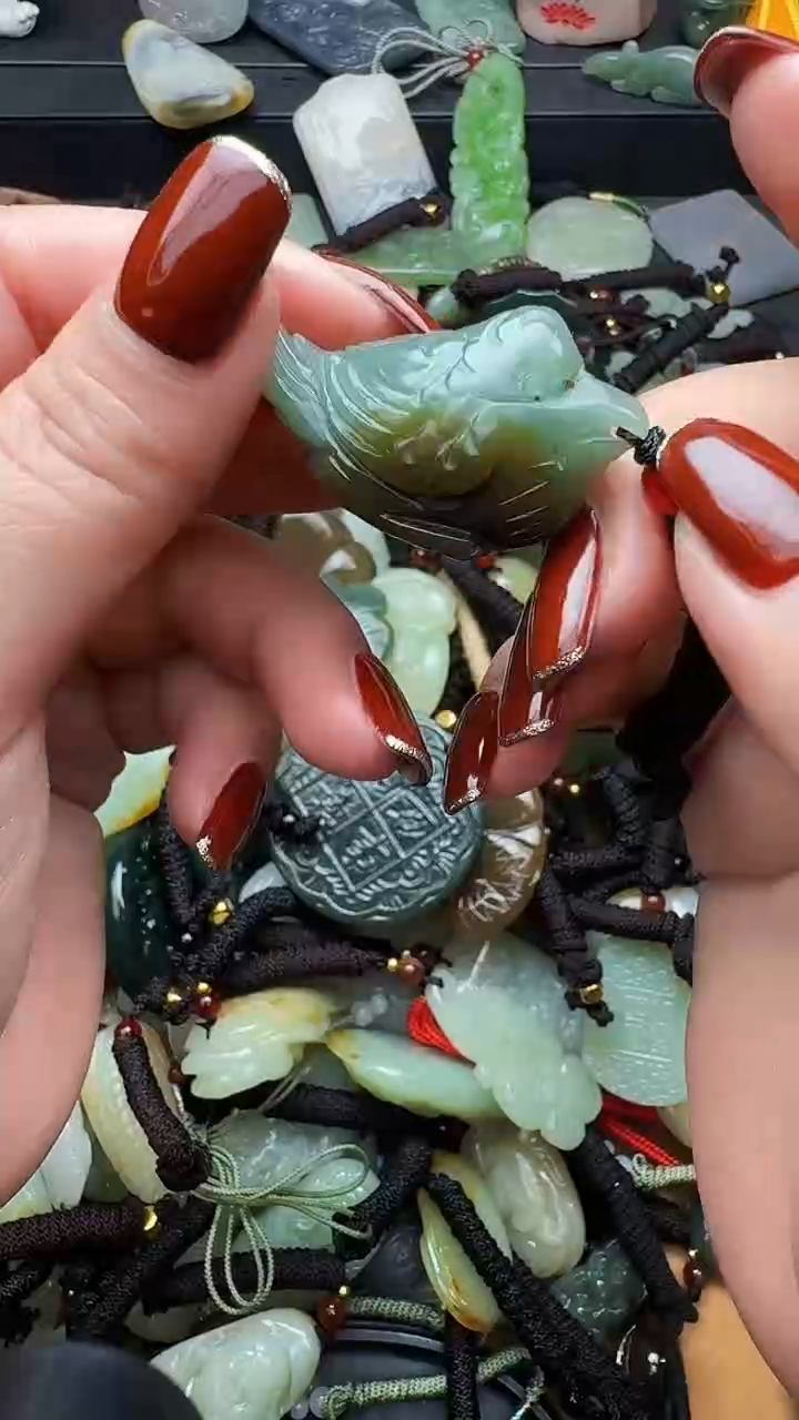 【闪购商品】和田玉颈饰未镶嵌108