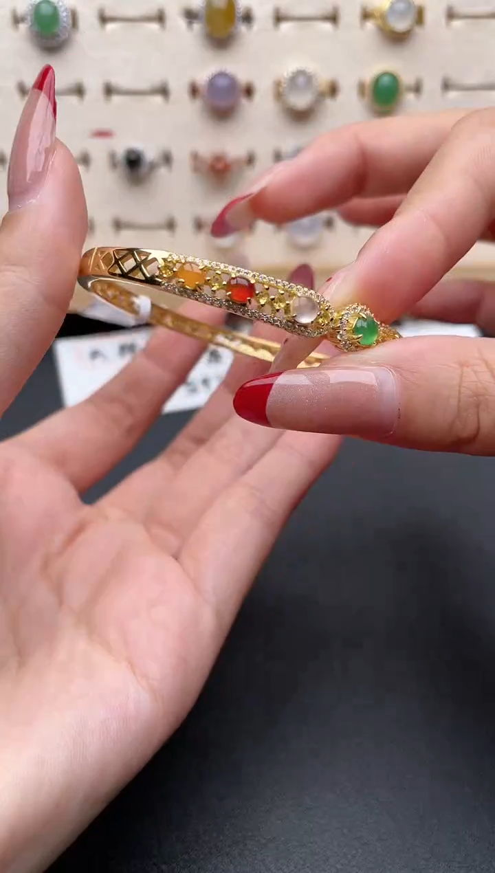 【闪购商品】翡翠手链银S925镶嵌一物一证一礼盒