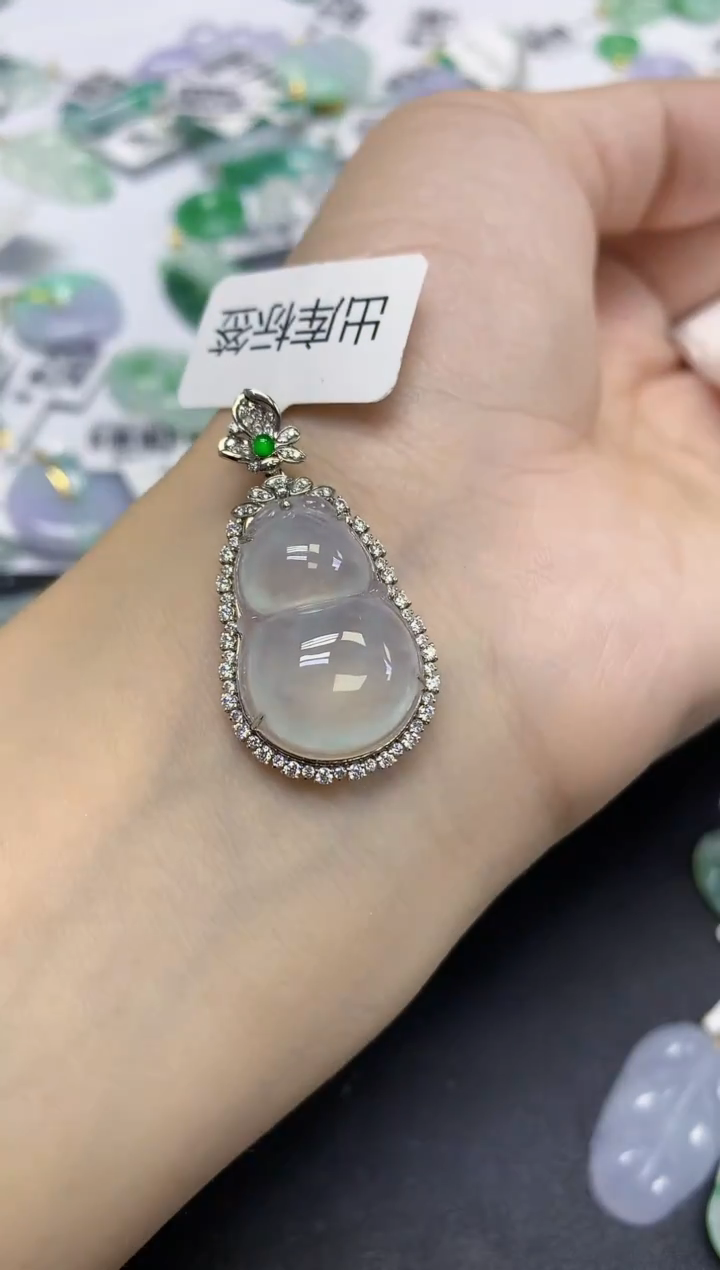 颈饰18K金镶嵌翡翠天然缅甸翡翠A货百元以上9元证书费自理