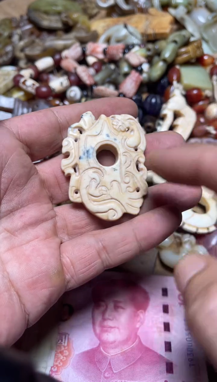 和田玉（糖玉）未镶嵌颈饰明*89/978867868786