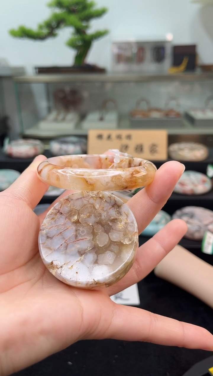 未镶嵌手镯石英质玉56圈口（赠品镯心）3886360