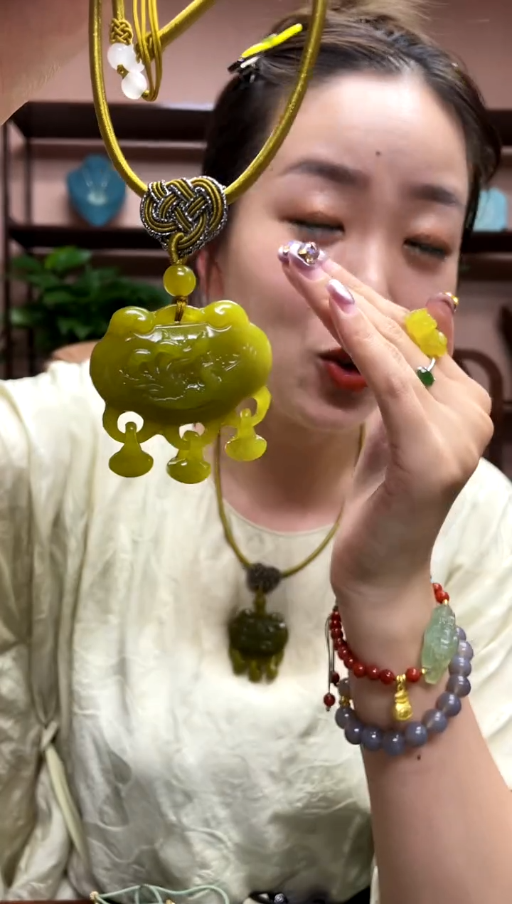 岫玉未镶嵌吊坠多样性发货其中发一