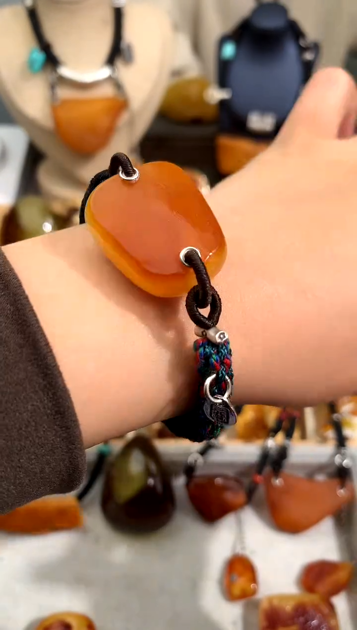 【闪购商品】蜜蜡裸石未镶嵌似玉