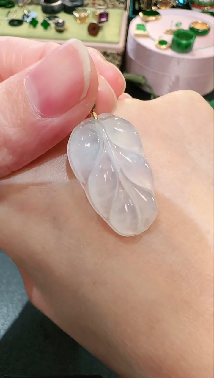 【闪购商品】翡翠颈饰18K金镶嵌吊坠