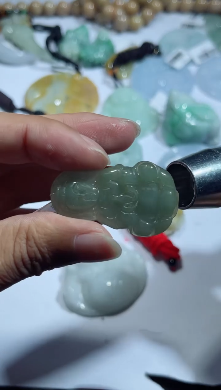 【闪购商品】翡翠吊坠(不含链)未镶嵌00001045