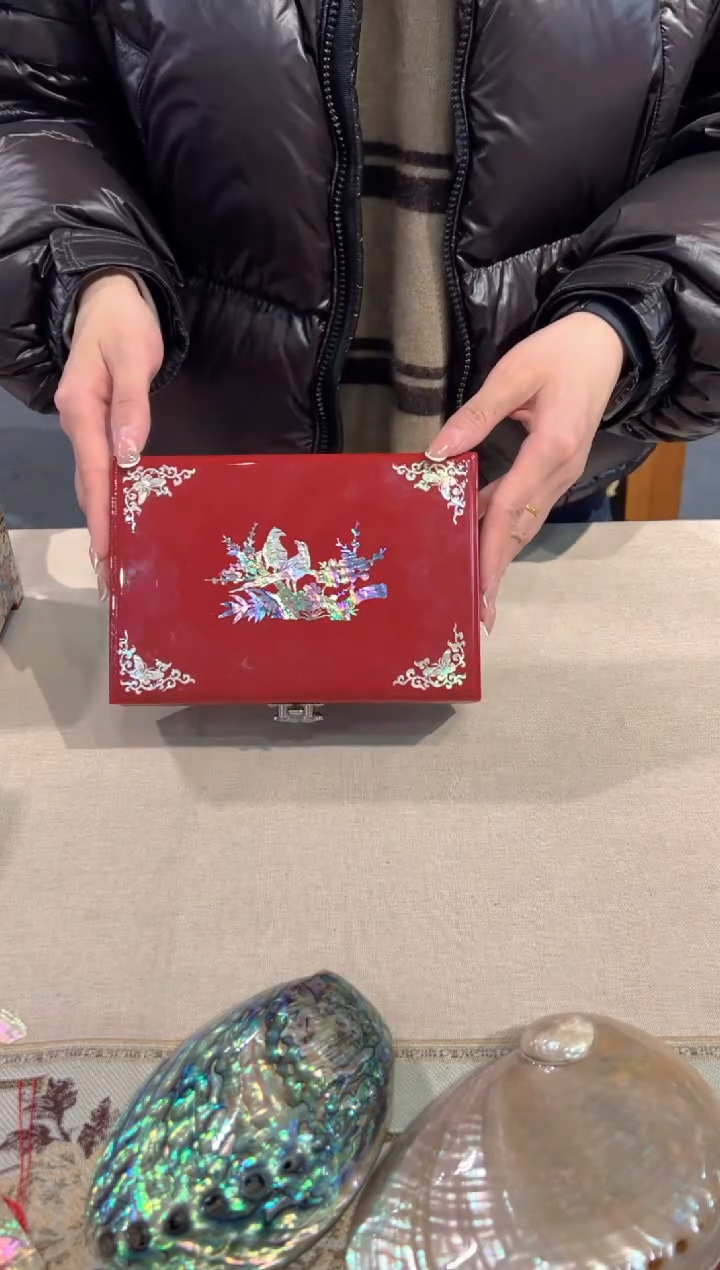 【闪购商品】单层单盖弘贝雅螺钿漆器文化馆