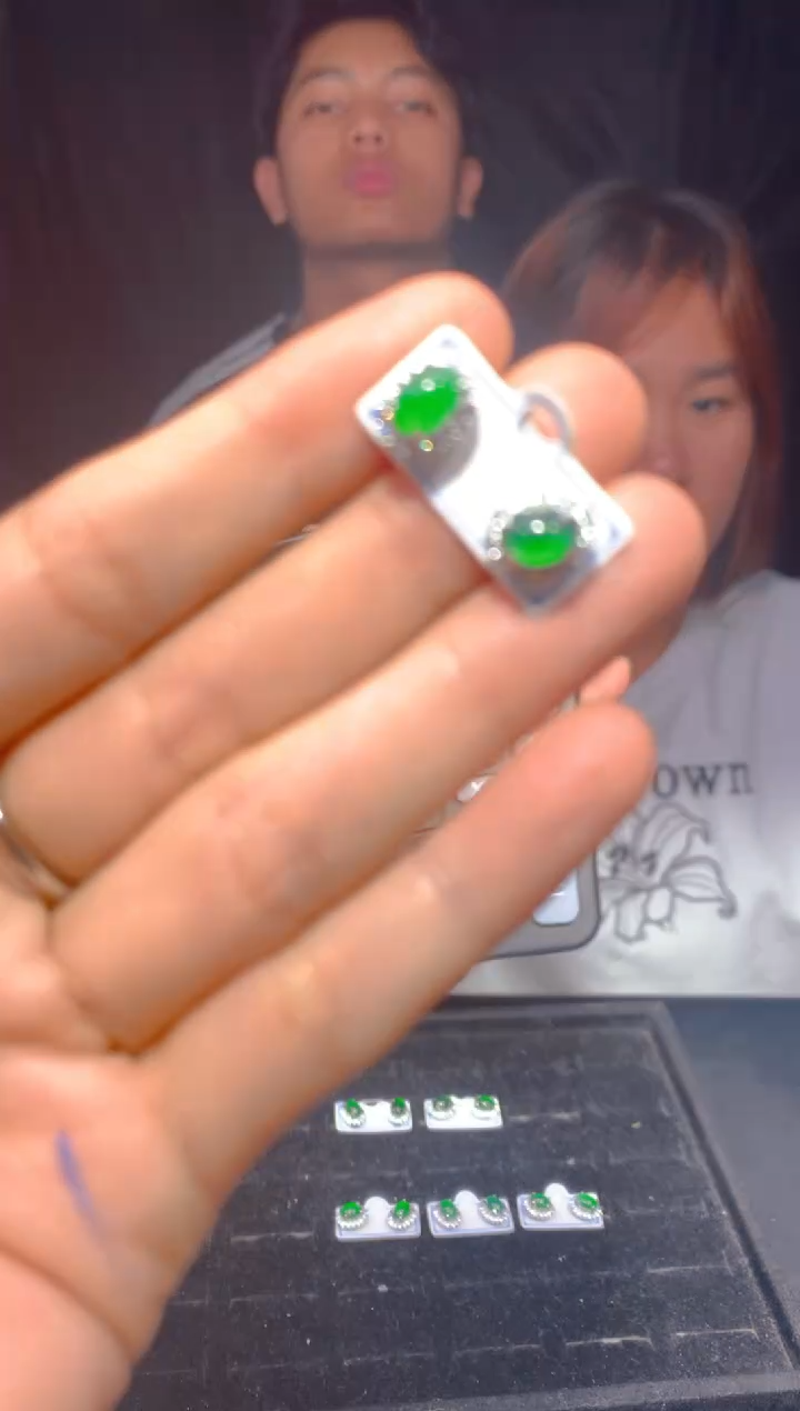 【闪购商品】定制翡翠未镶嵌35多样性发货（发其一）