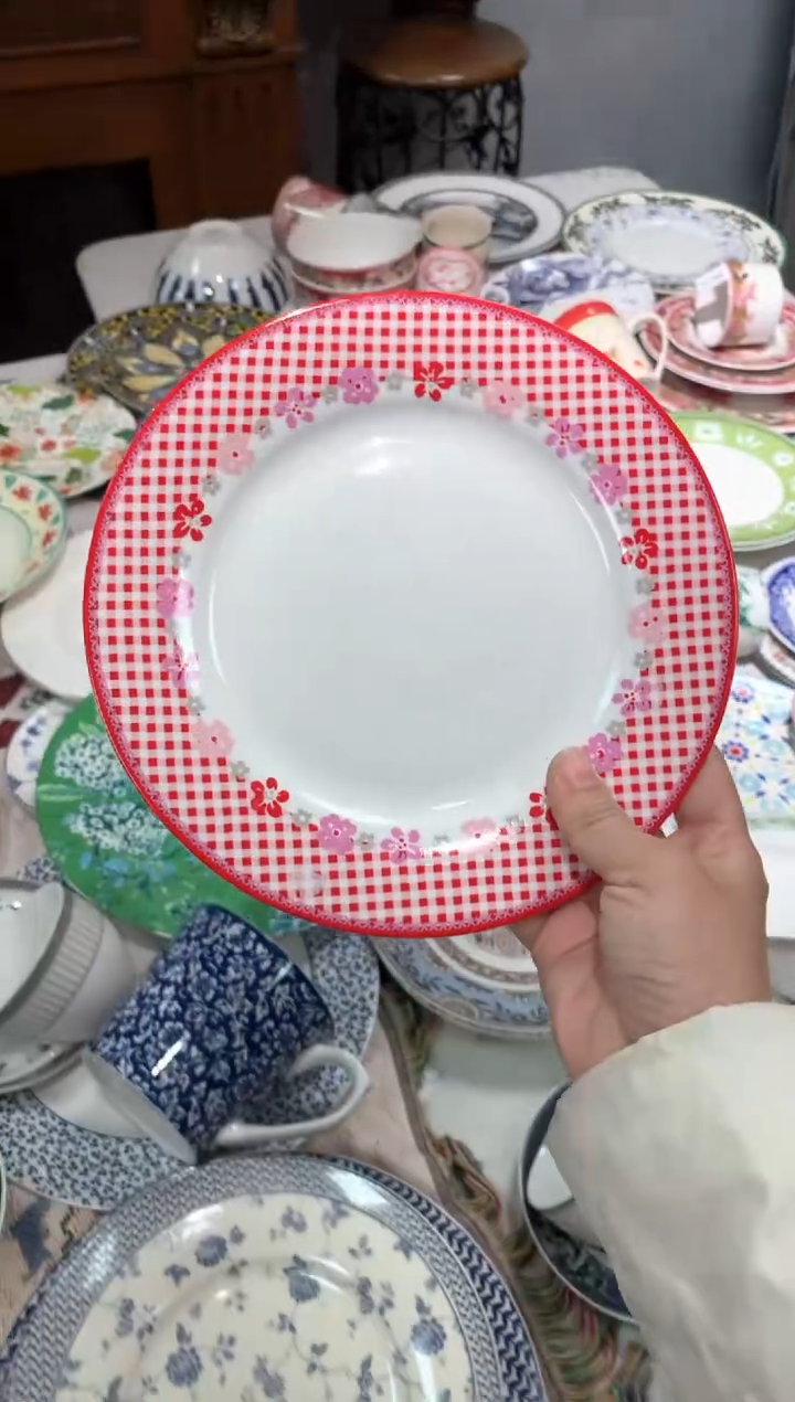 【闪购商品】瓷片陶瓷原单CC797餐具1个