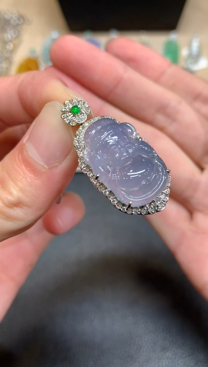 【闪购商品】翡翠颈饰18K金镶嵌财神爷【无服务费】