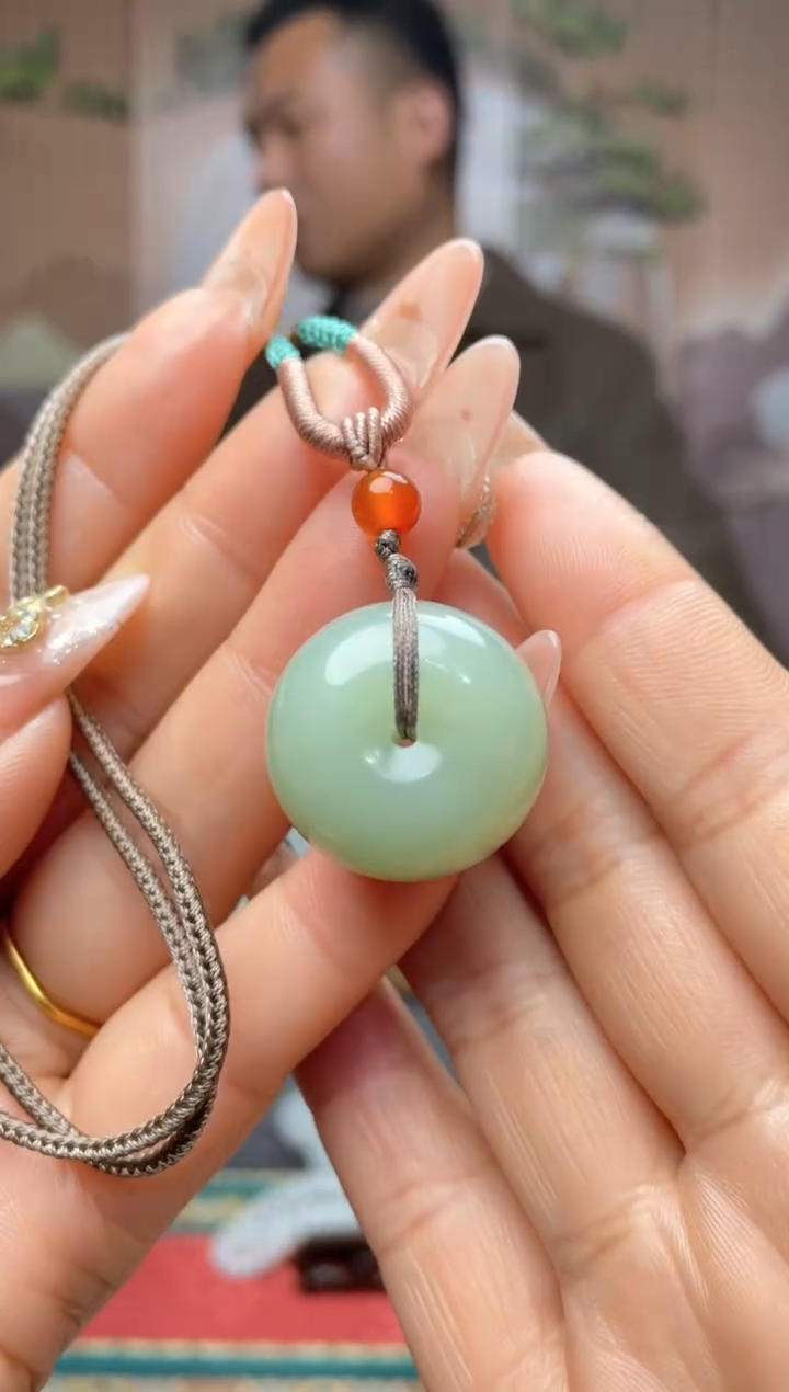 【闪购商品】和田玉颈饰未镶嵌一