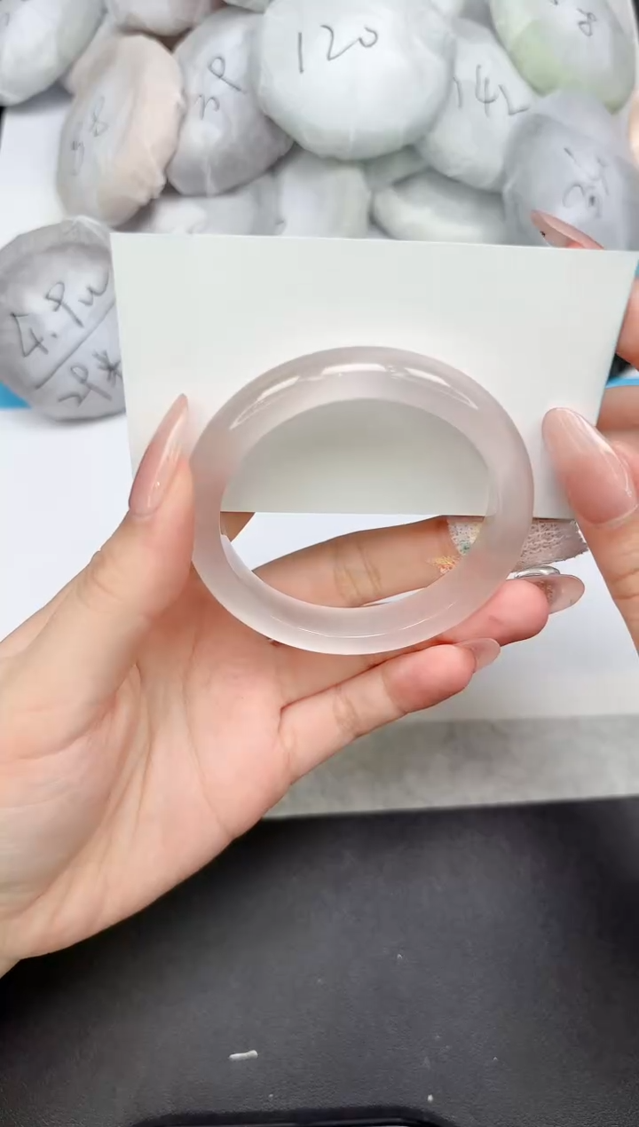 【闪购商品】石英质玉手镯未镶嵌225-54