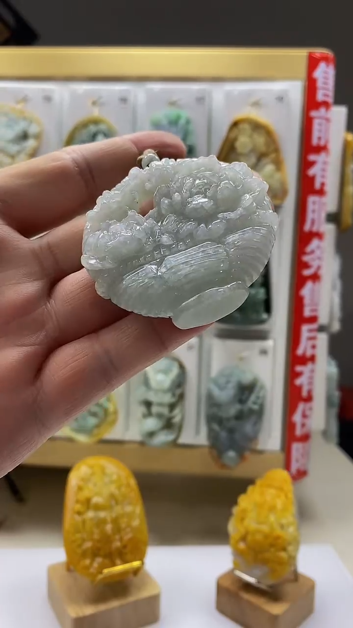 翡翠未镶嵌颈饰翡翠A货2025/5/24