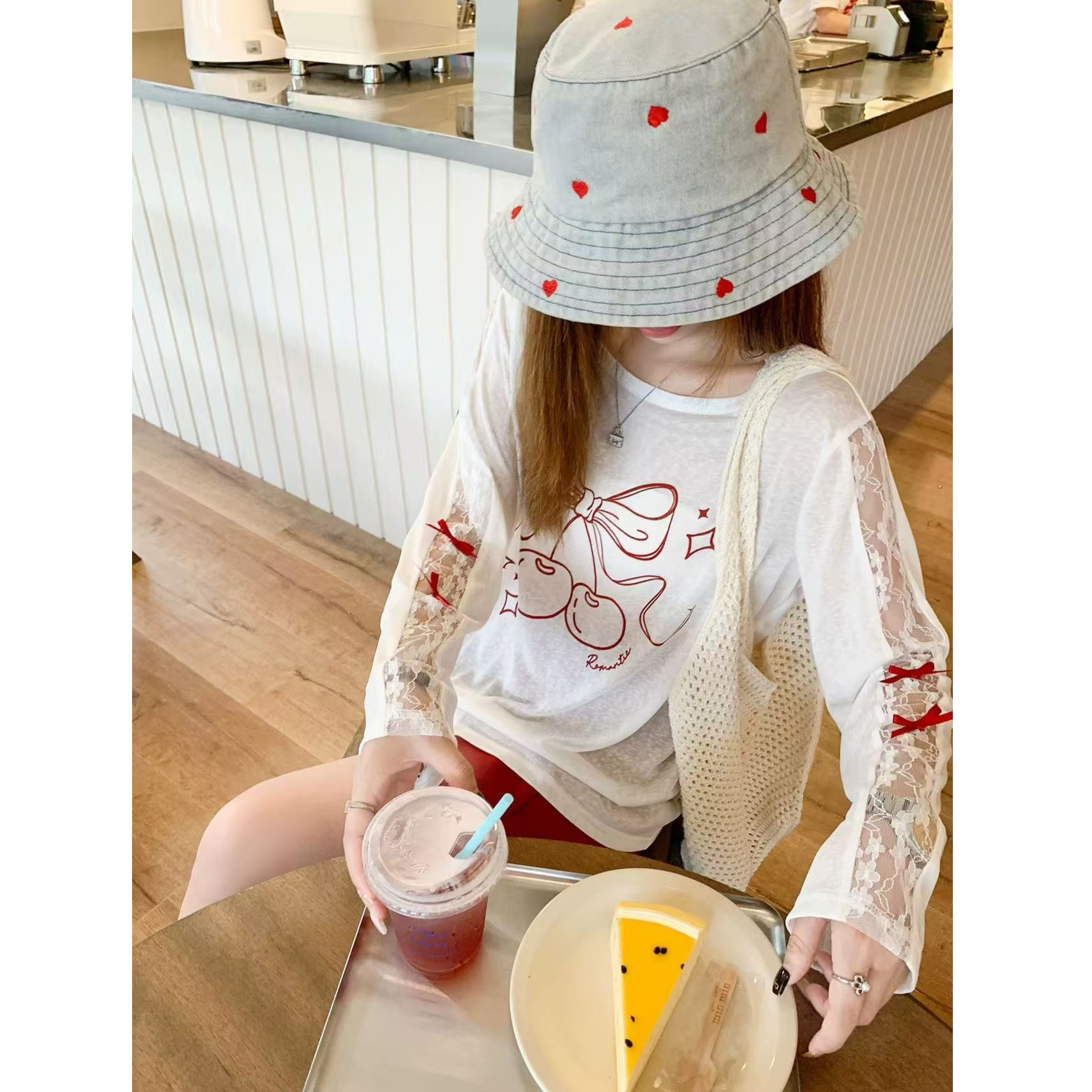 韩系白色薄款蕾丝拼接长袖防晒罩衫女夏宽松慵懒风t恤上衣