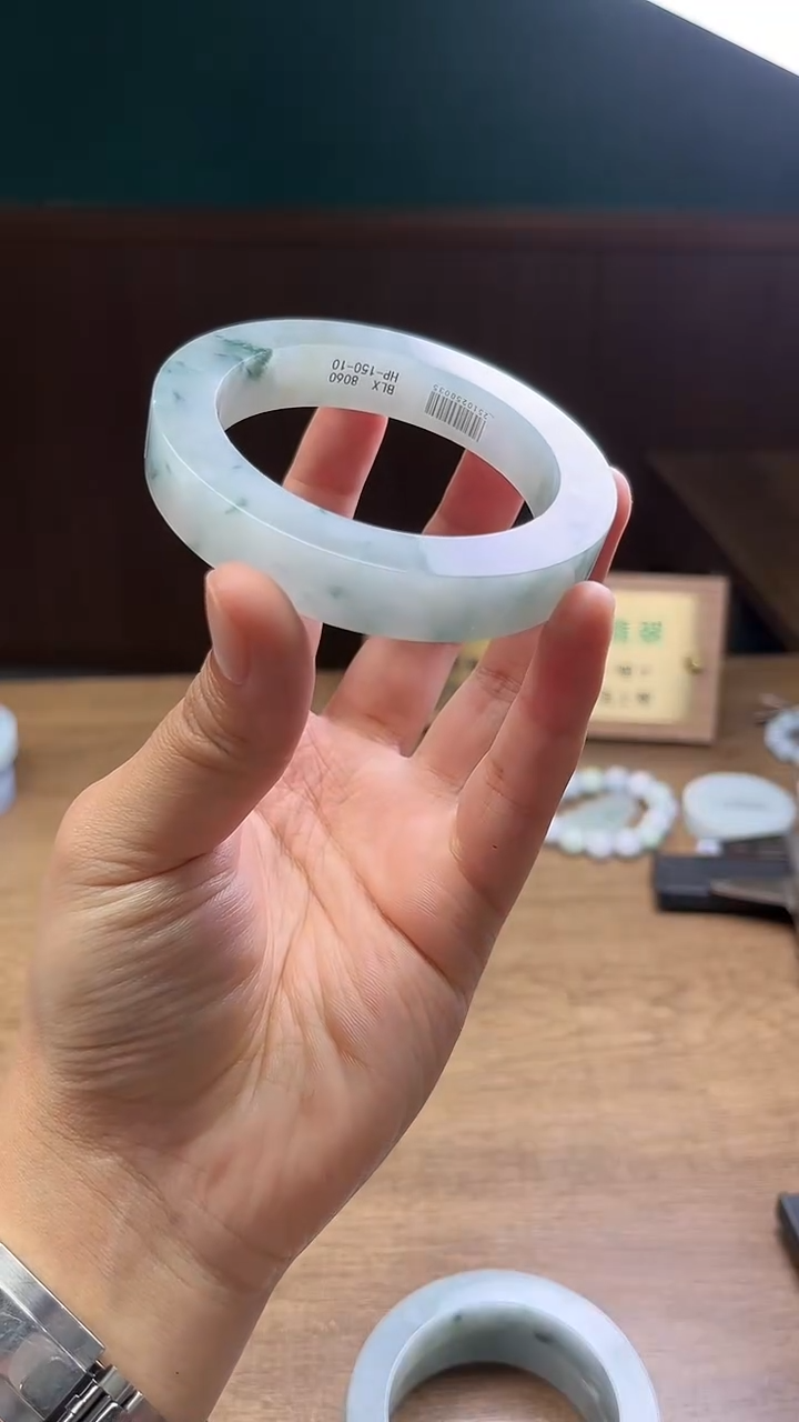 未镶嵌手镯定制翡翠贵*定制