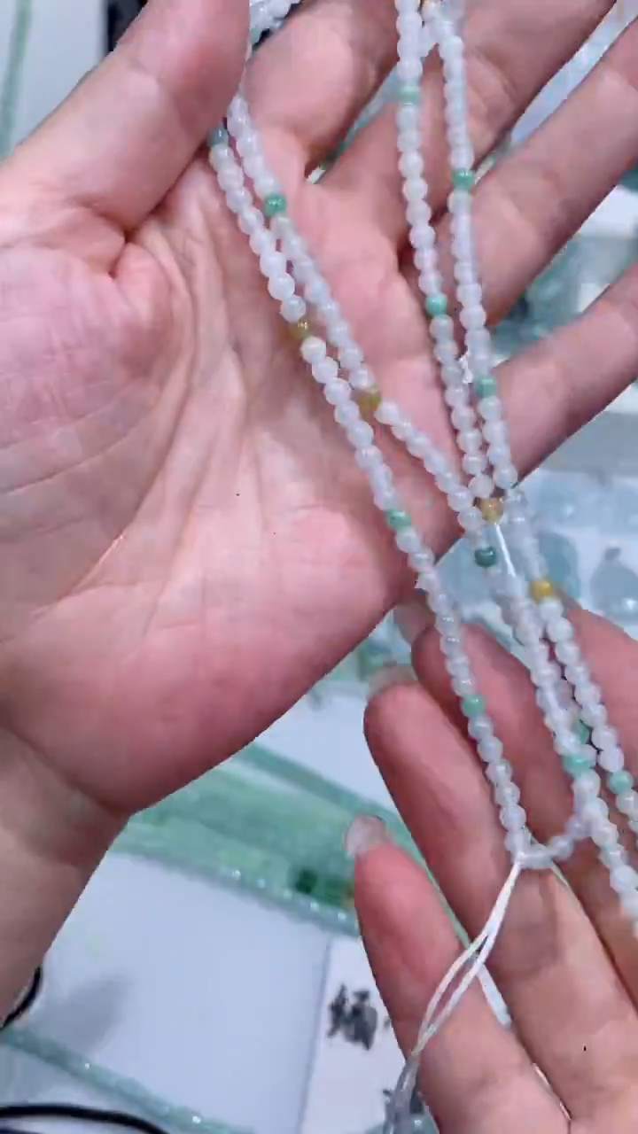 颈饰未镶嵌翡翠珠链