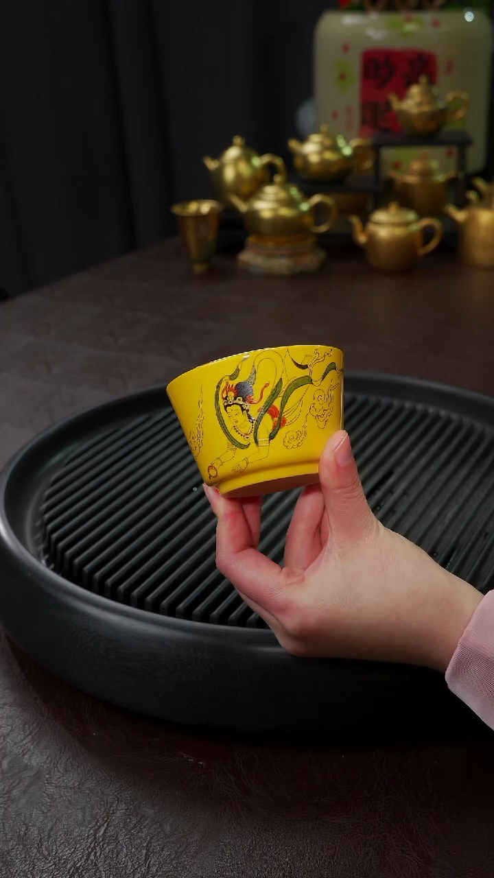 【闪购商品】杯【宜景窑帝王黄飞天鎏金】杯子