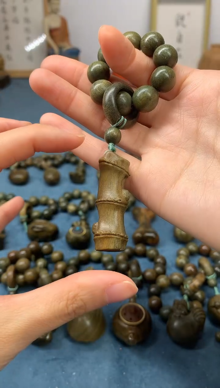 【闪购商品】维腊木（绿檀）把件节节高升 盘玩件