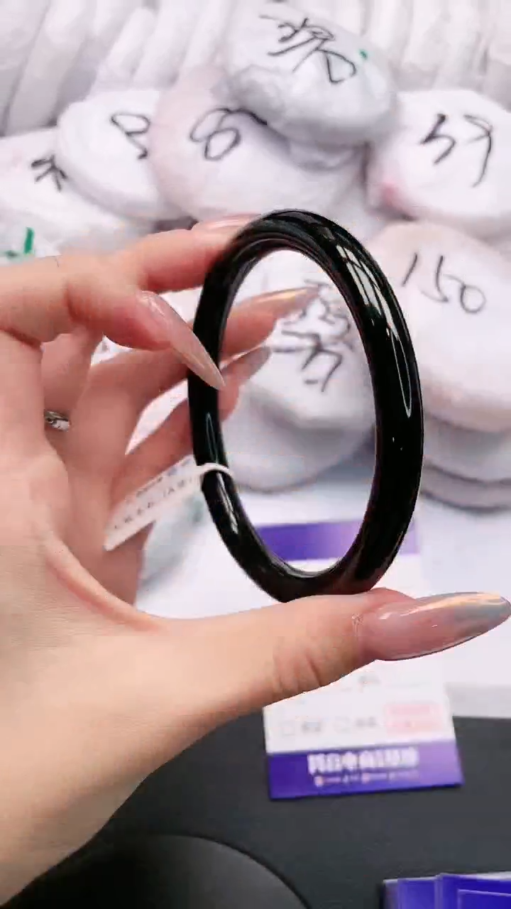 【闪购商品】和田玉手镯未镶嵌13K135-66