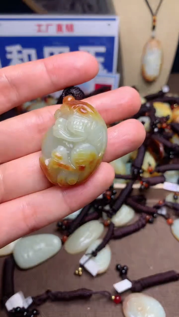 【闪购商品】和田玉颈饰未镶嵌1