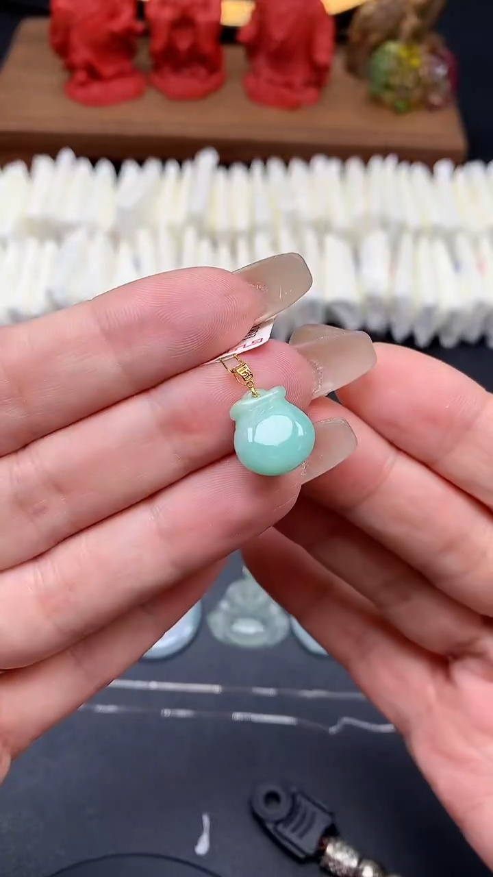 【闪购商品】翡翠吊坠(不含链)18K金镶嵌MS151093