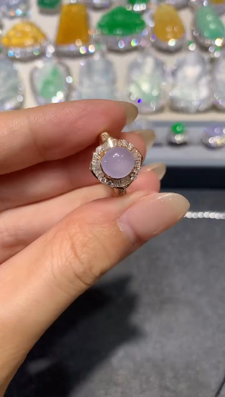 【闪购商品】翡翠戒指18K金镶嵌q145      