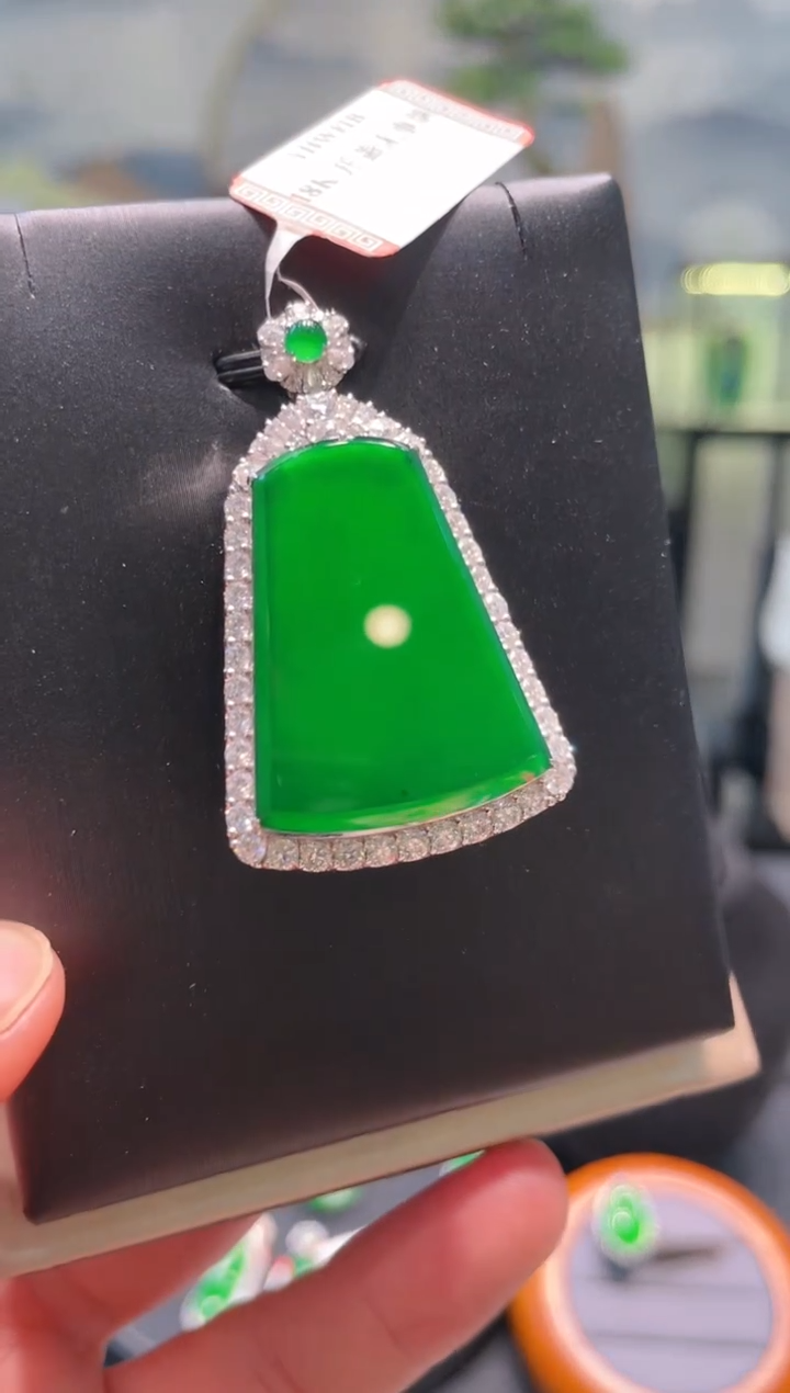 【闪购商品】翡翠颈饰18K金镶嵌A116天然A货翡翠