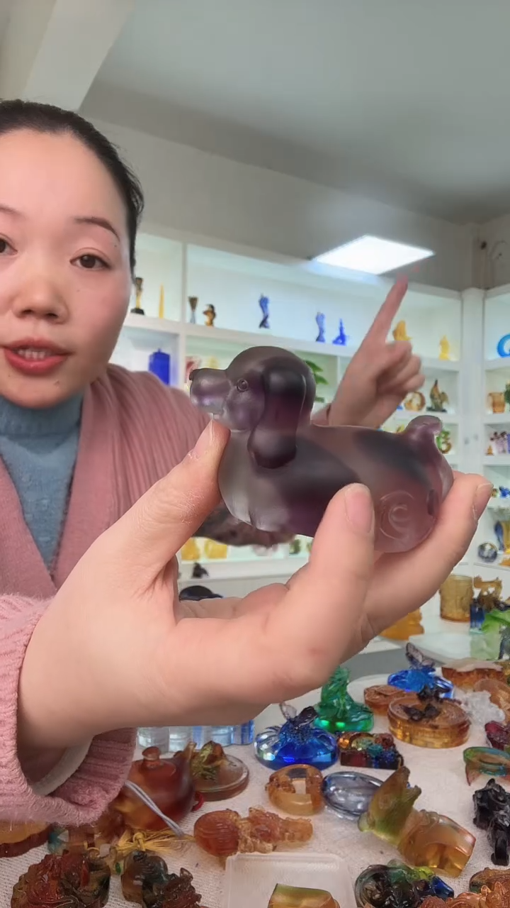 手工艺品琉璃深浅狗狗